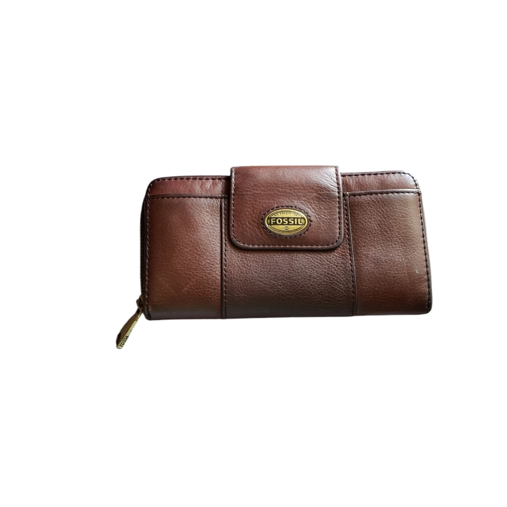 fossil explorer clutch brown wallet